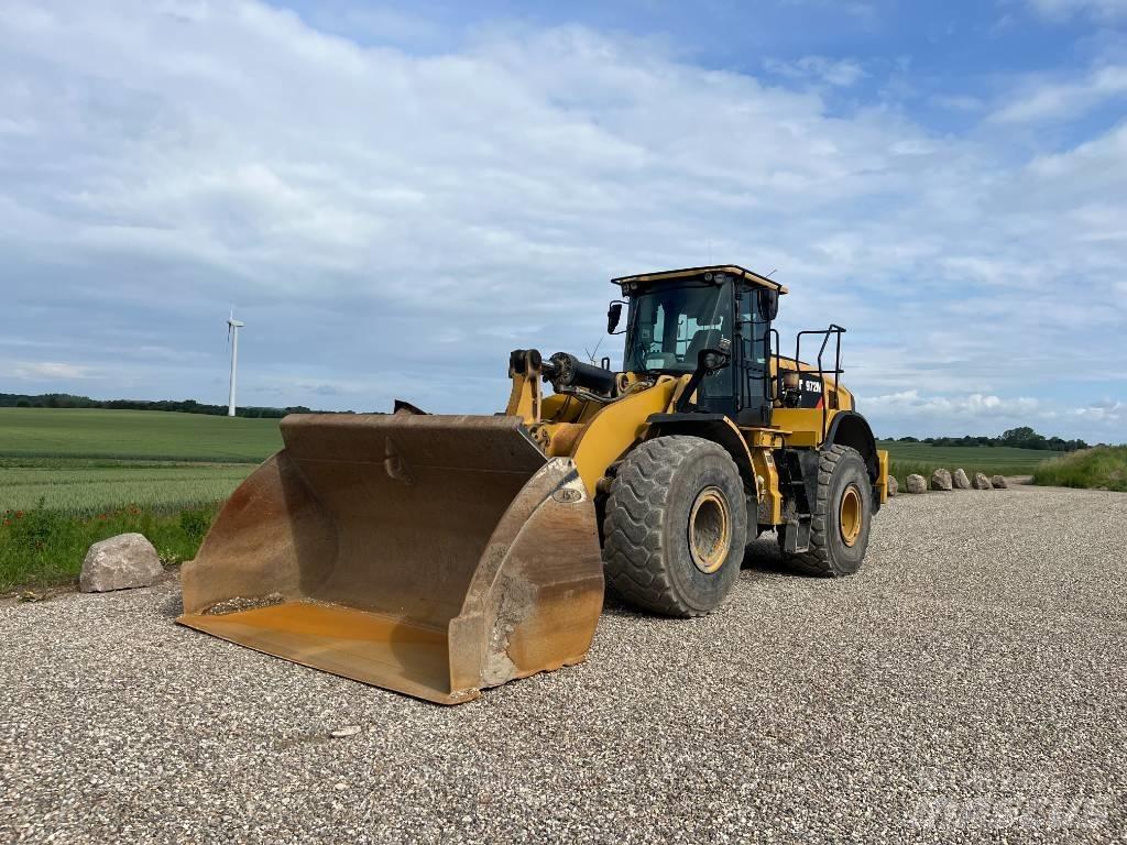 CAT 972 M Фронтальні навантажувачі