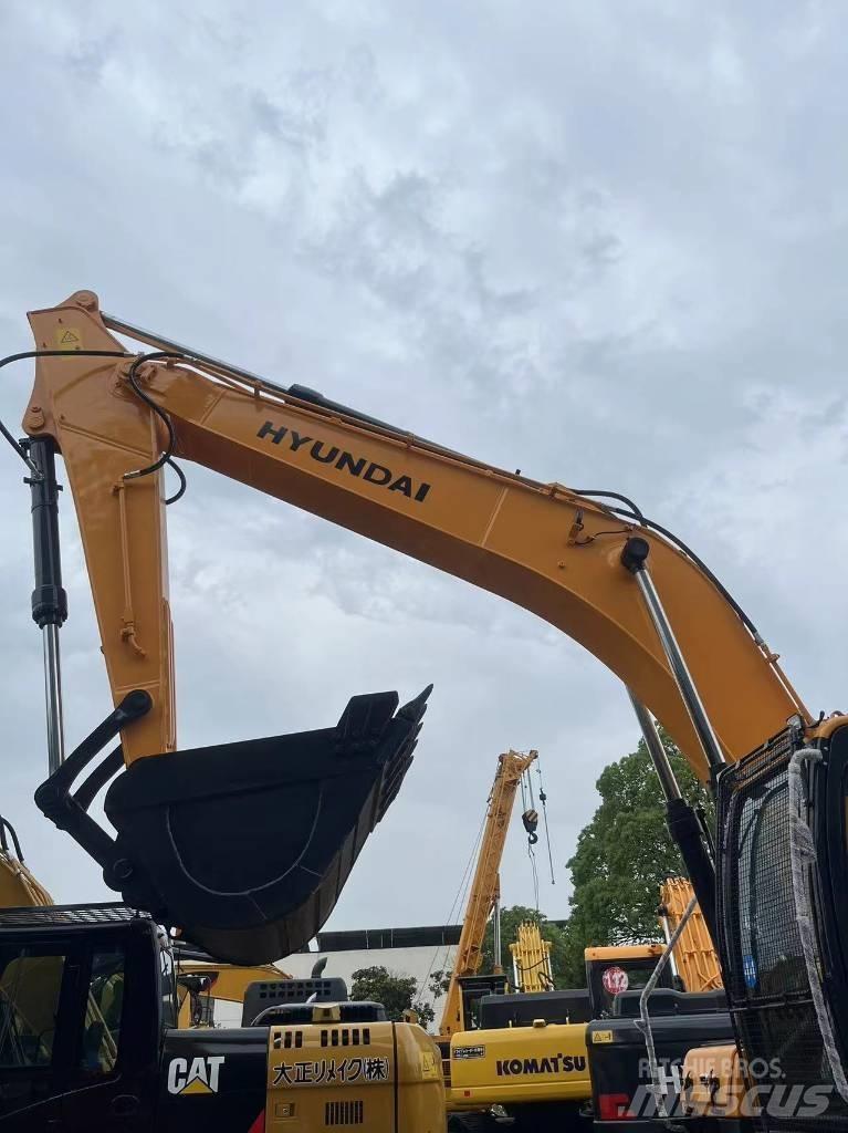 Hyundai R305LC-9S Гусеничні екскаватори