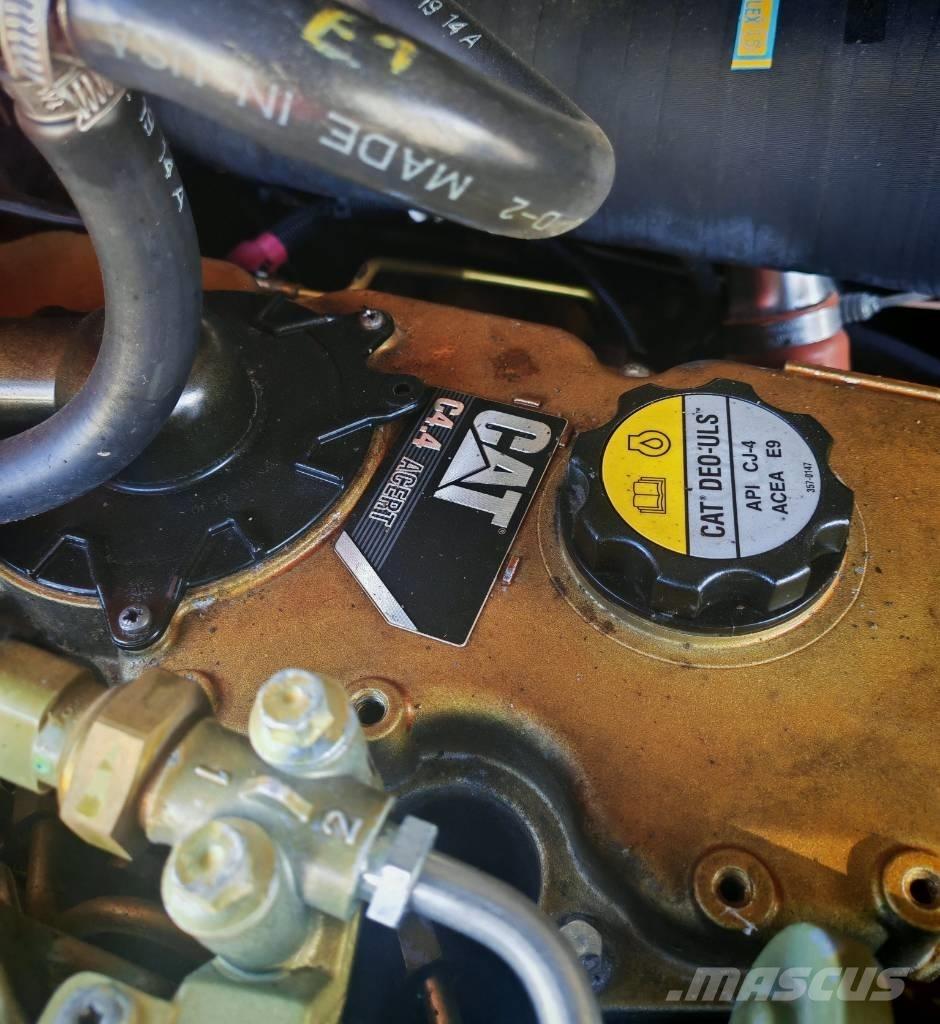 CAT TH 407C Ag 93kW Телескопічний навантажувач