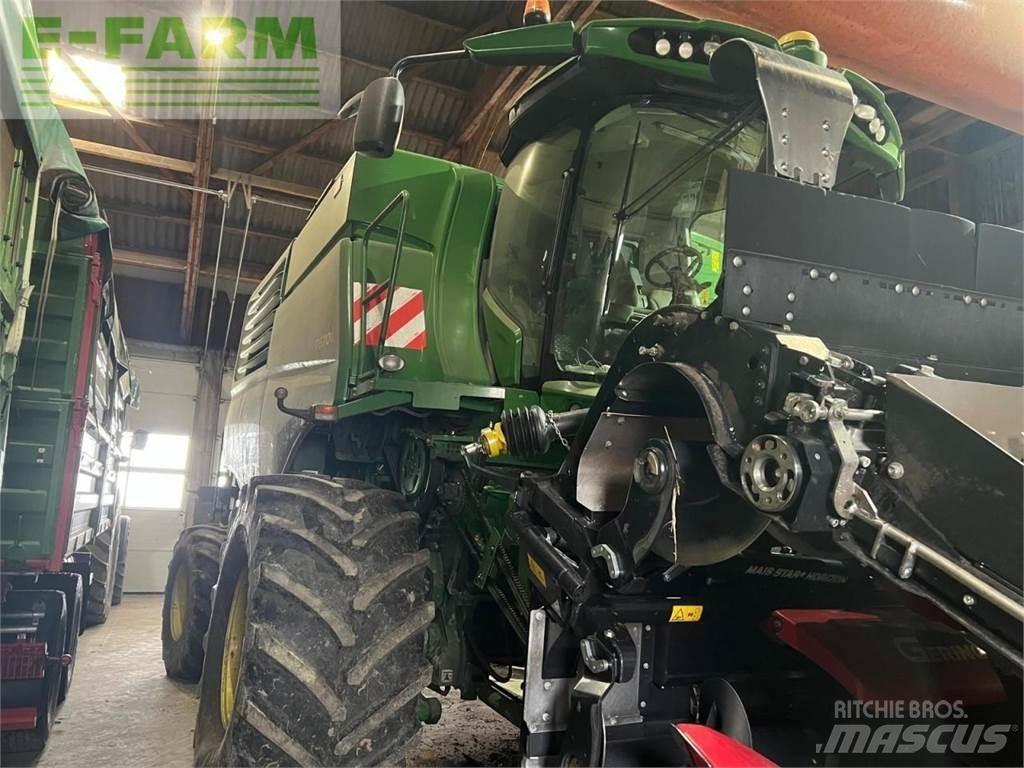 John Deere T670 Зернозбиральні комбайни
