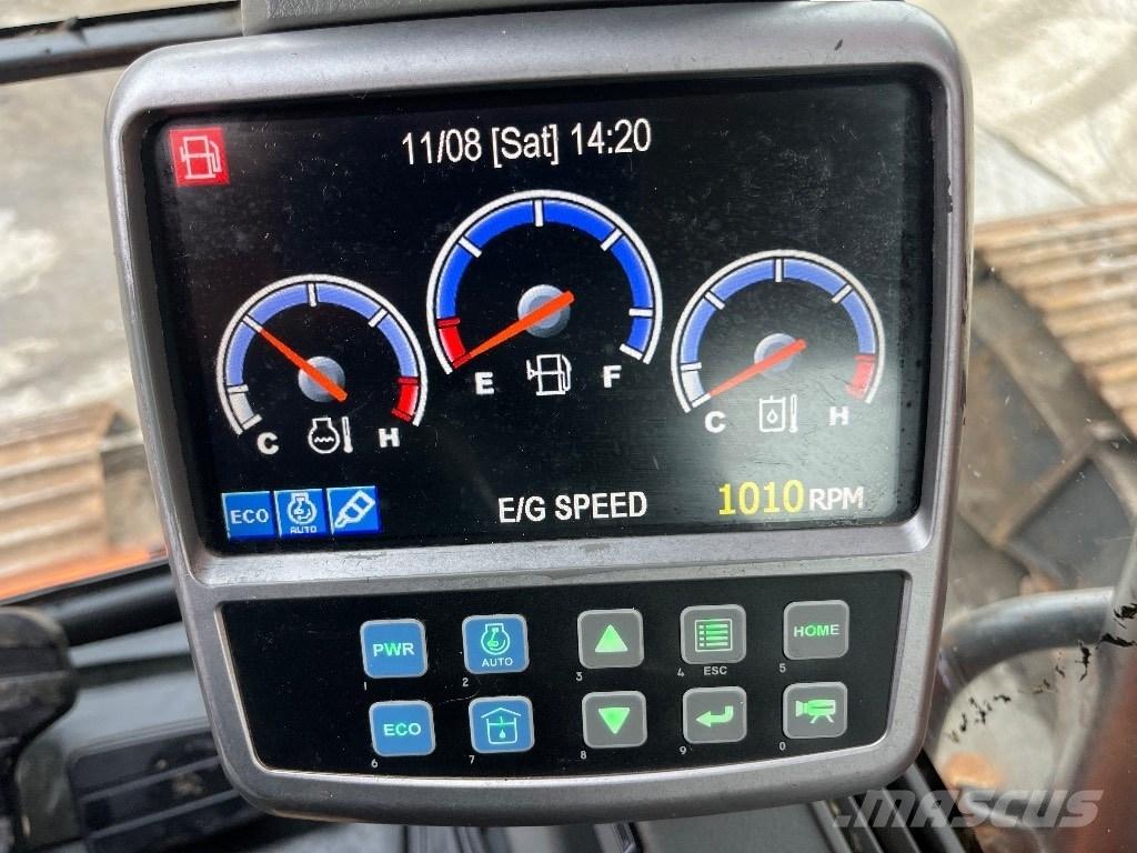 Doosan DX 225 LC-3 Гусеничні екскаватори