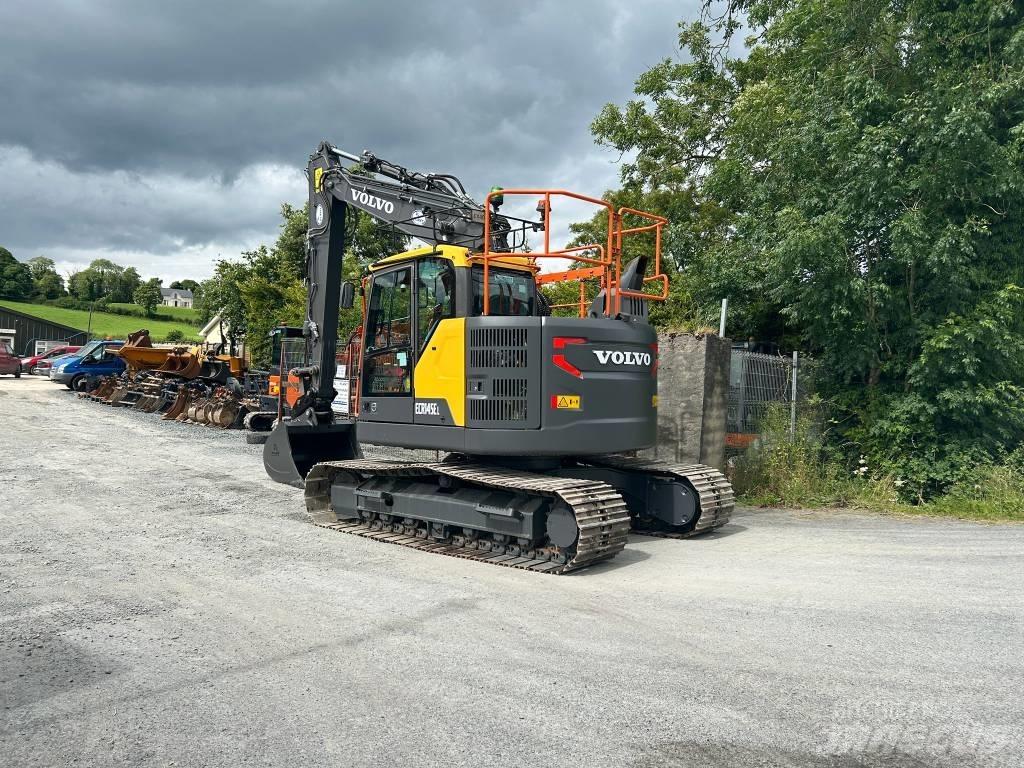 Volvo ECR145EL Гусеничні екскаватори