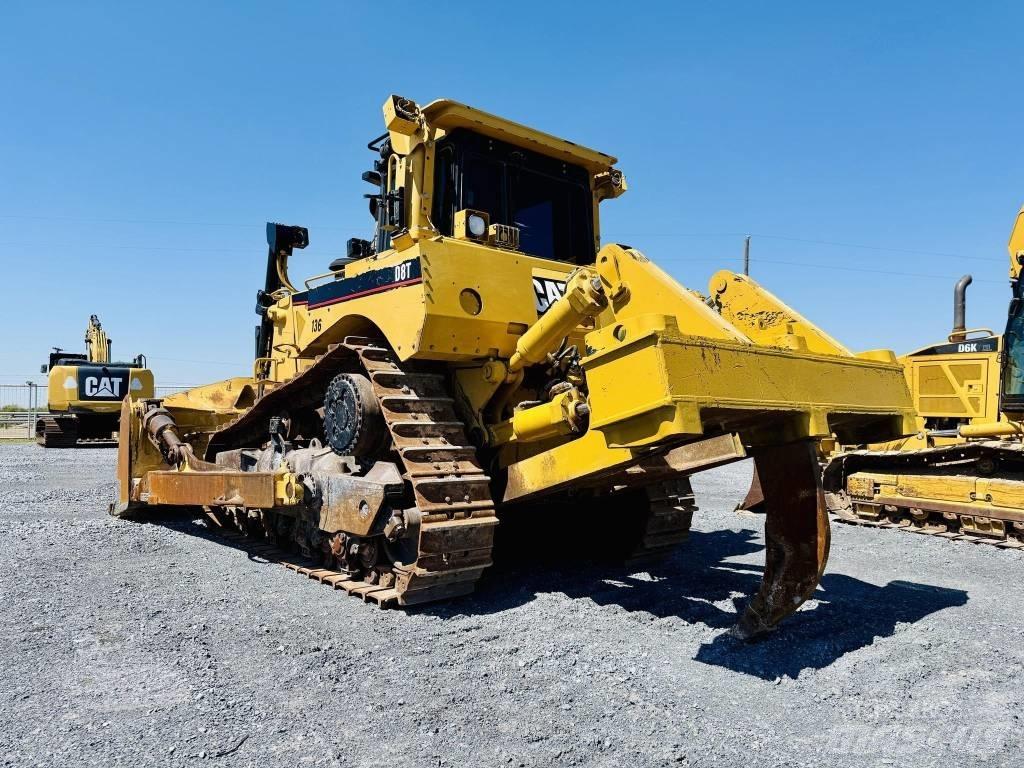 CAT D 8 T Гусеничні бульдозери