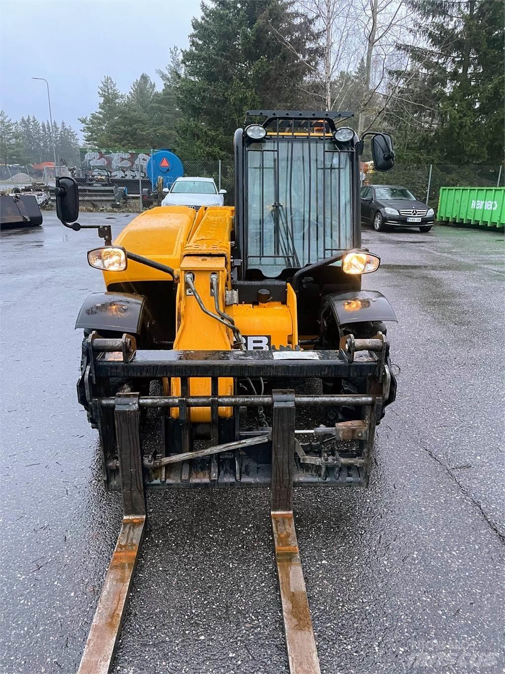 JCB 525-60T5 Телескопічні навантажувачі