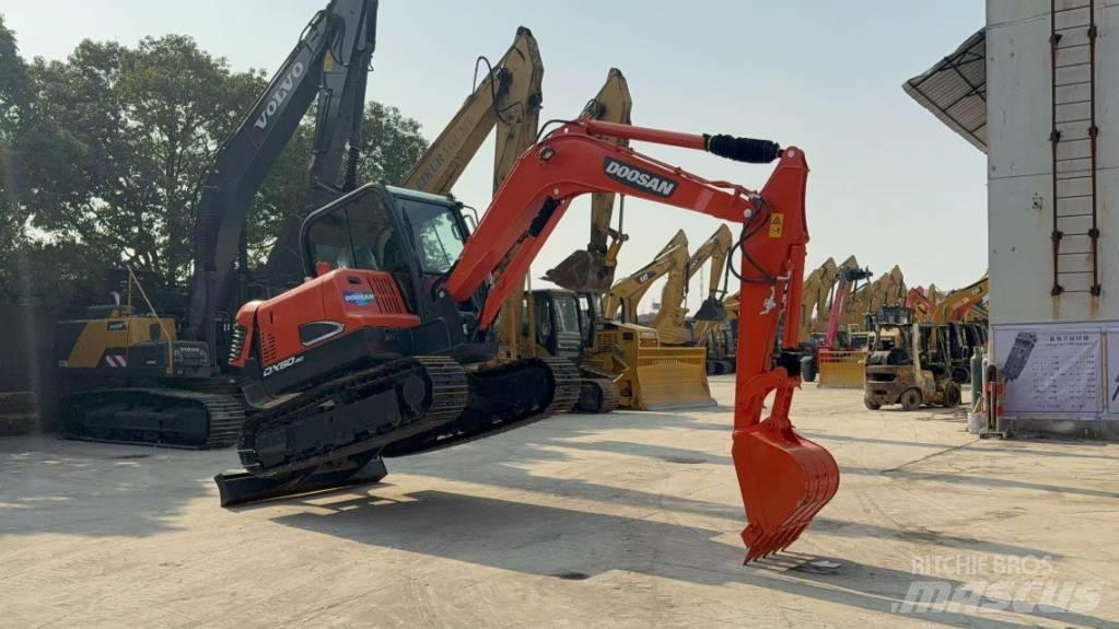 Doosan DX 60-9 C Гусеничні екскаватори
