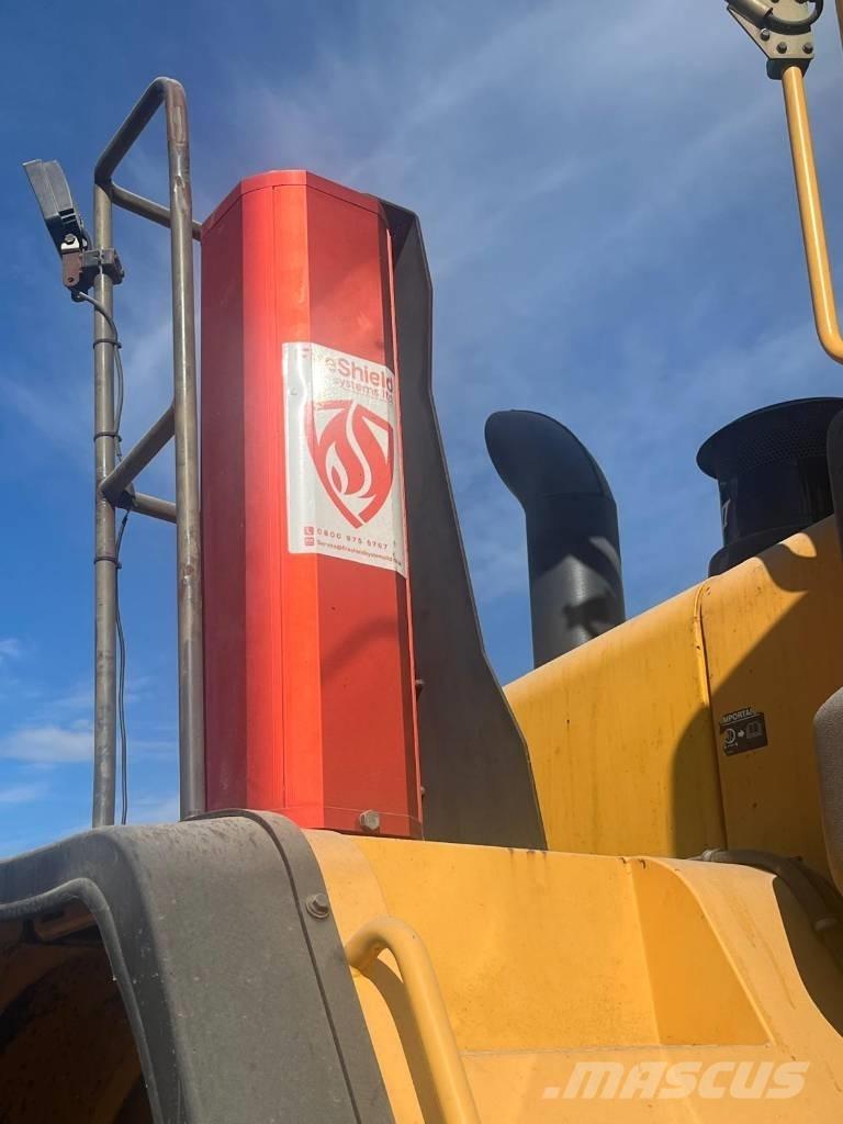 Volvo L 180 E HL Фронтальні навантажувачі