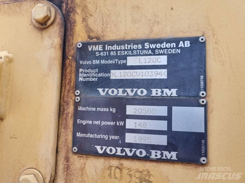 Volvo BM L120C Фронтальні навантажувачі