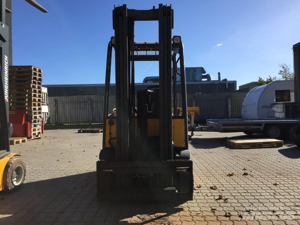 Jungheinrich EFG 216 Електронавантажувачі