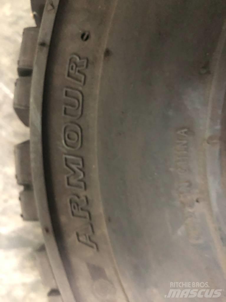 Armour 21x8-9 Шини