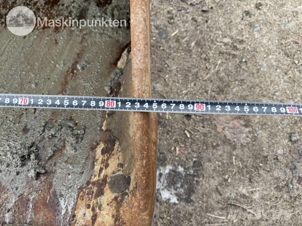 Huddig 960 Екскаватори-навантажувачі