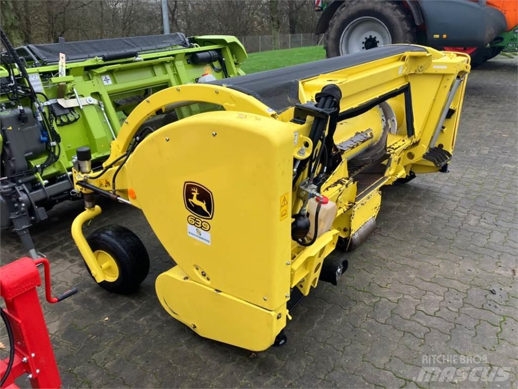 John Deere 8300i Фуражні комбайни