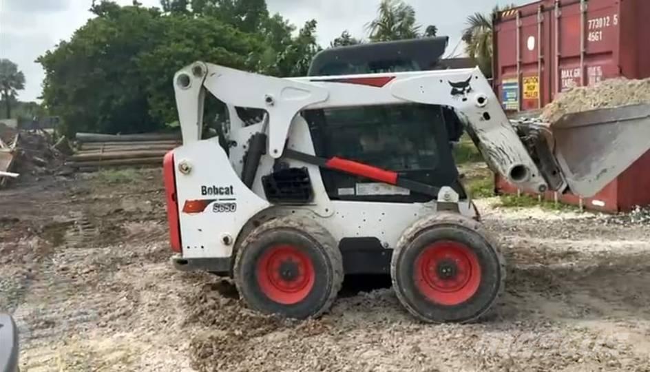 Bobcat S650 Міні-навантажувачі