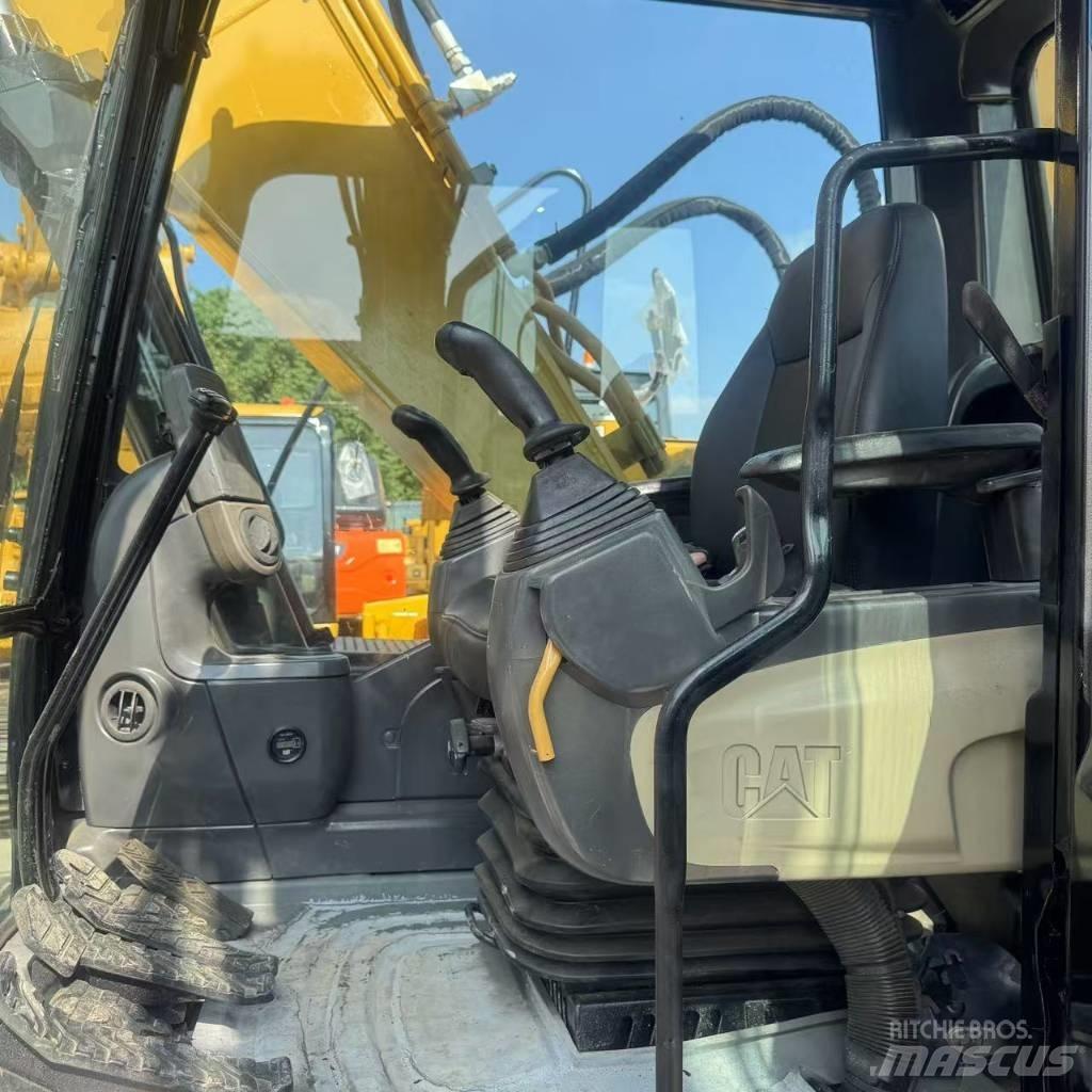 CAT 315 D Гусеничні екскаватори