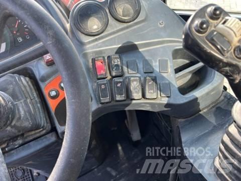Kubota R 082 Фронтальні навантажувачі