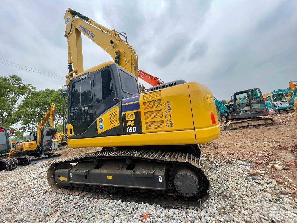 Komatsu PC160 Гусеничні екскаватори