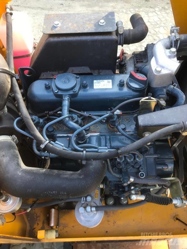 JCB VM 1500 Котки тротуарні