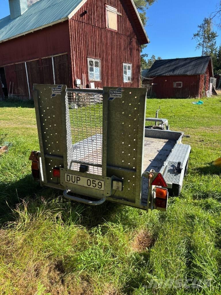 Ifor Williams 2 HB Низькорамні причепи