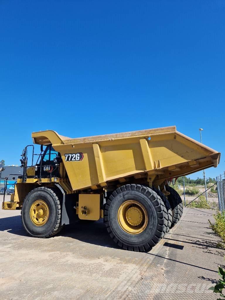 CAT 772G Кар`єрні самоскиди