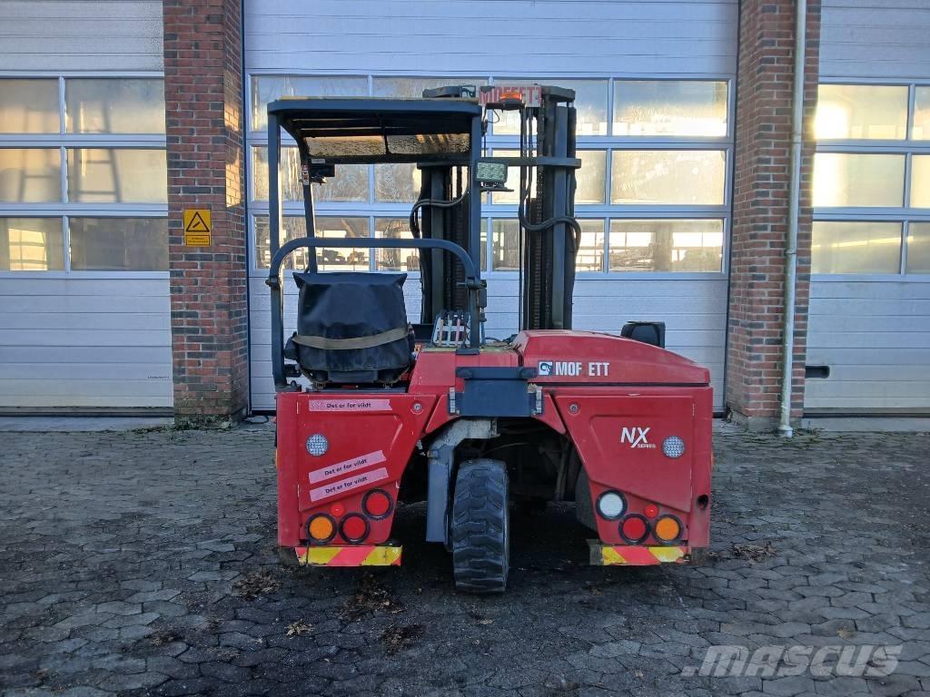 Moffett M4 25.3 NX Дизельні навантажувачі