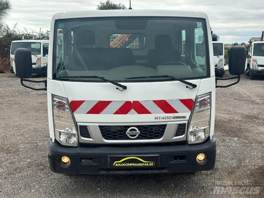 Nissan NT 400 Пікапи / Бічне розвантаження
