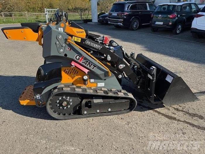 GiANT GS 950T Фронтальні навантажувачі