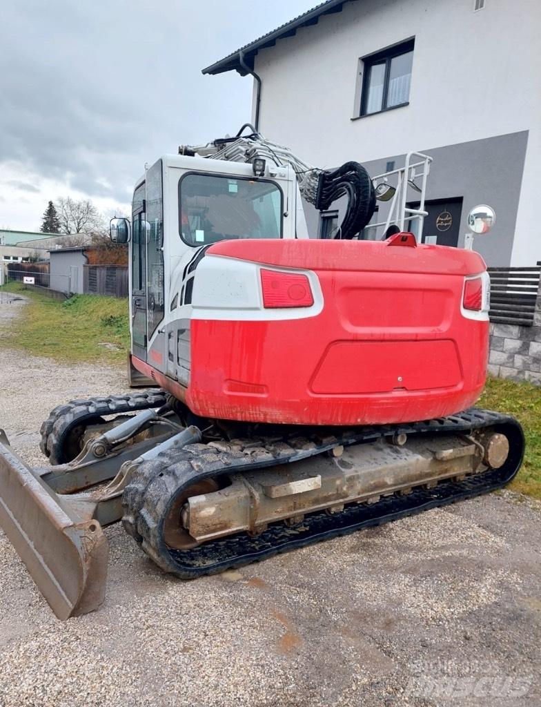 Takeuchi TB 2150 Гусеничні екскаватори