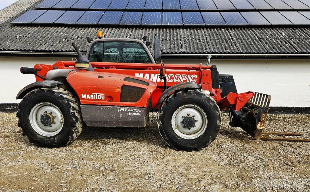 Manitou 1030 Телескопічні навантажувачі