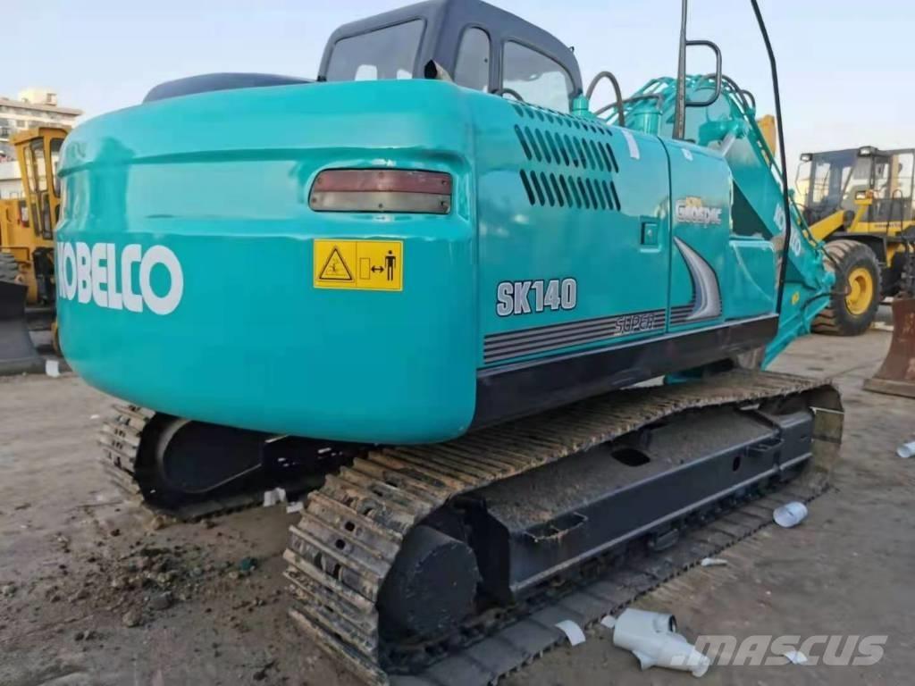 Kobelco SK 140 Гусеничні екскаватори
