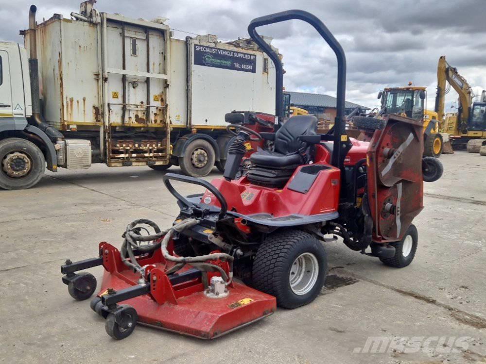Toro R3240T Zero turn косарки