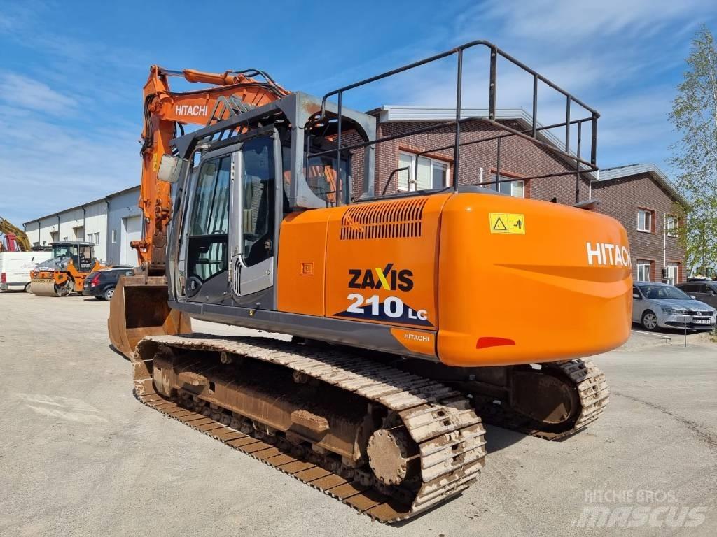 Hitachi ZX 210 LC-3 Гусеничні екскаватори