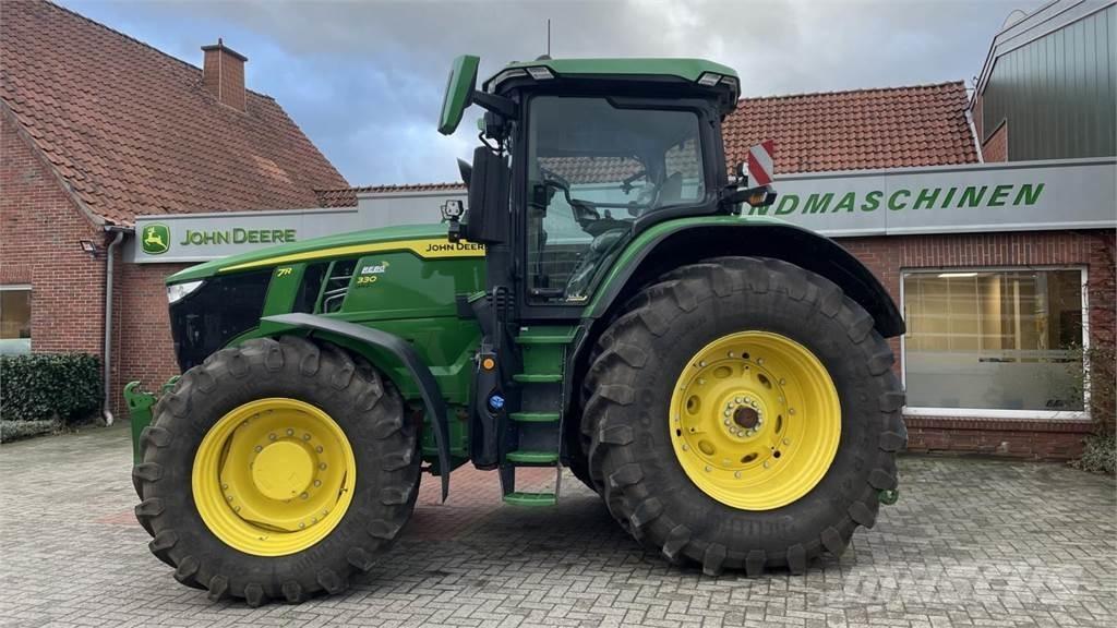 John Deere 7R330 Трактори