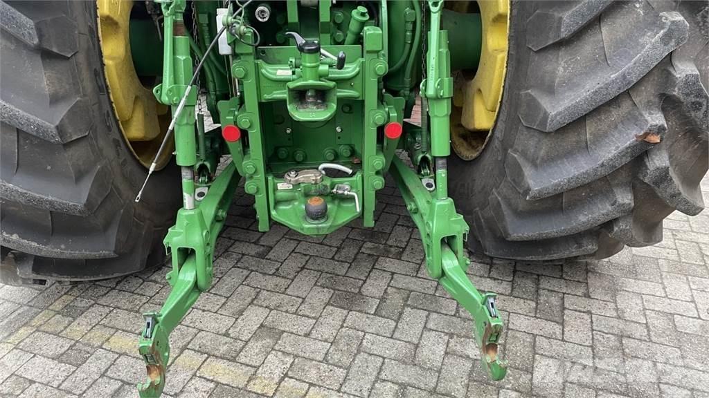 John Deere 7R330 Трактори