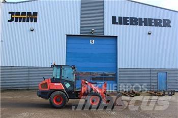 Kubota R085 Фронтальні навантажувачі