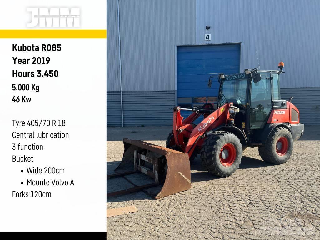 Kubota R085 Фронтальні навантажувачі