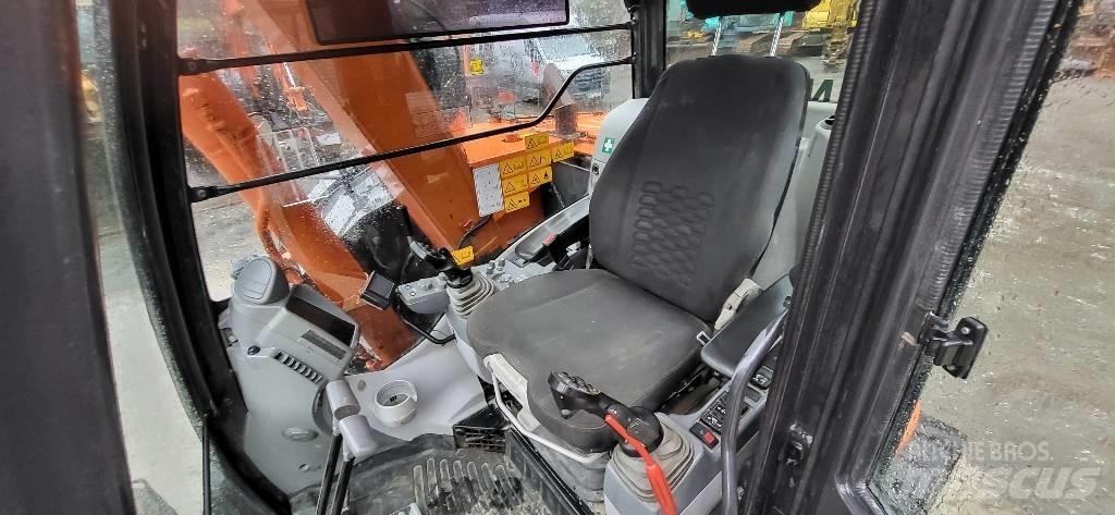 Hitachi ZX 85 US-6 Середні екскаватори 7т. - 12т.