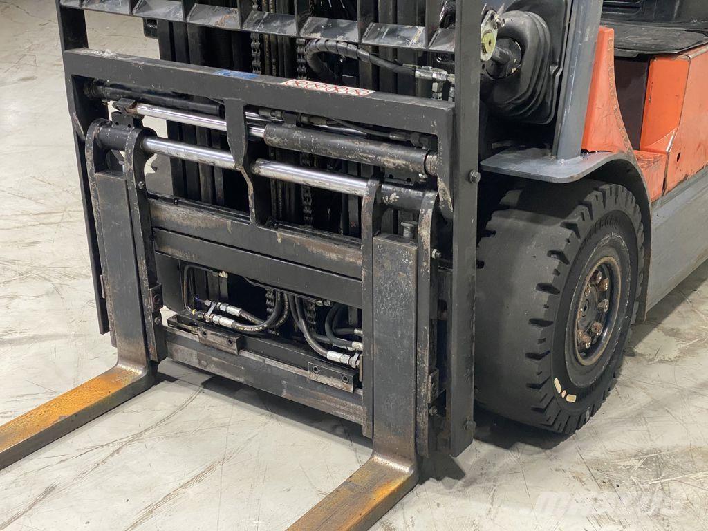 Toyota 7FBMF25 Електронавантажувачі