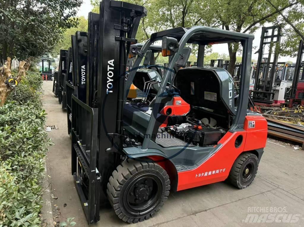 Toyota FDZN 30 Дизельні навантажувачі