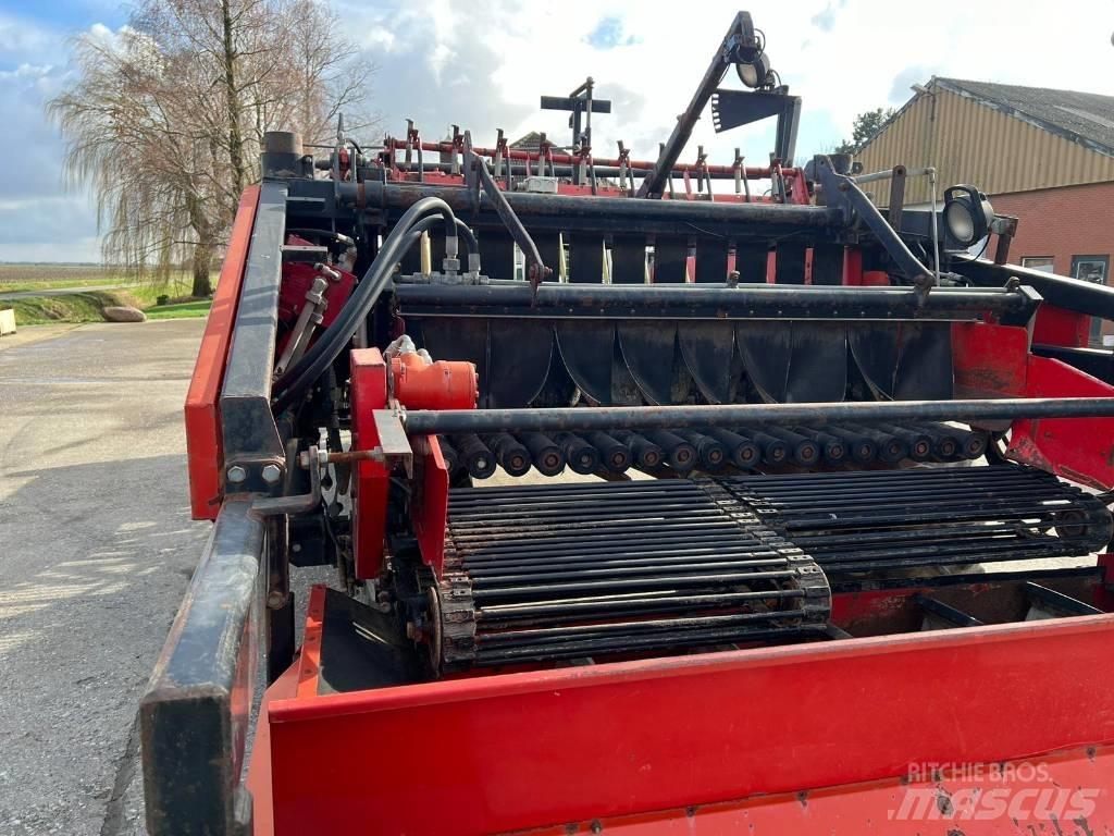 Amac AX 2 Картоплезбиральні комбайни