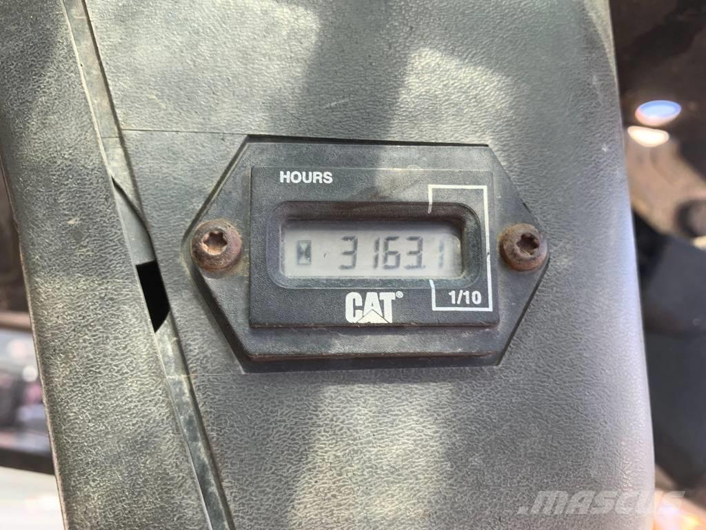 CAT 277 Міні-навантажувачі