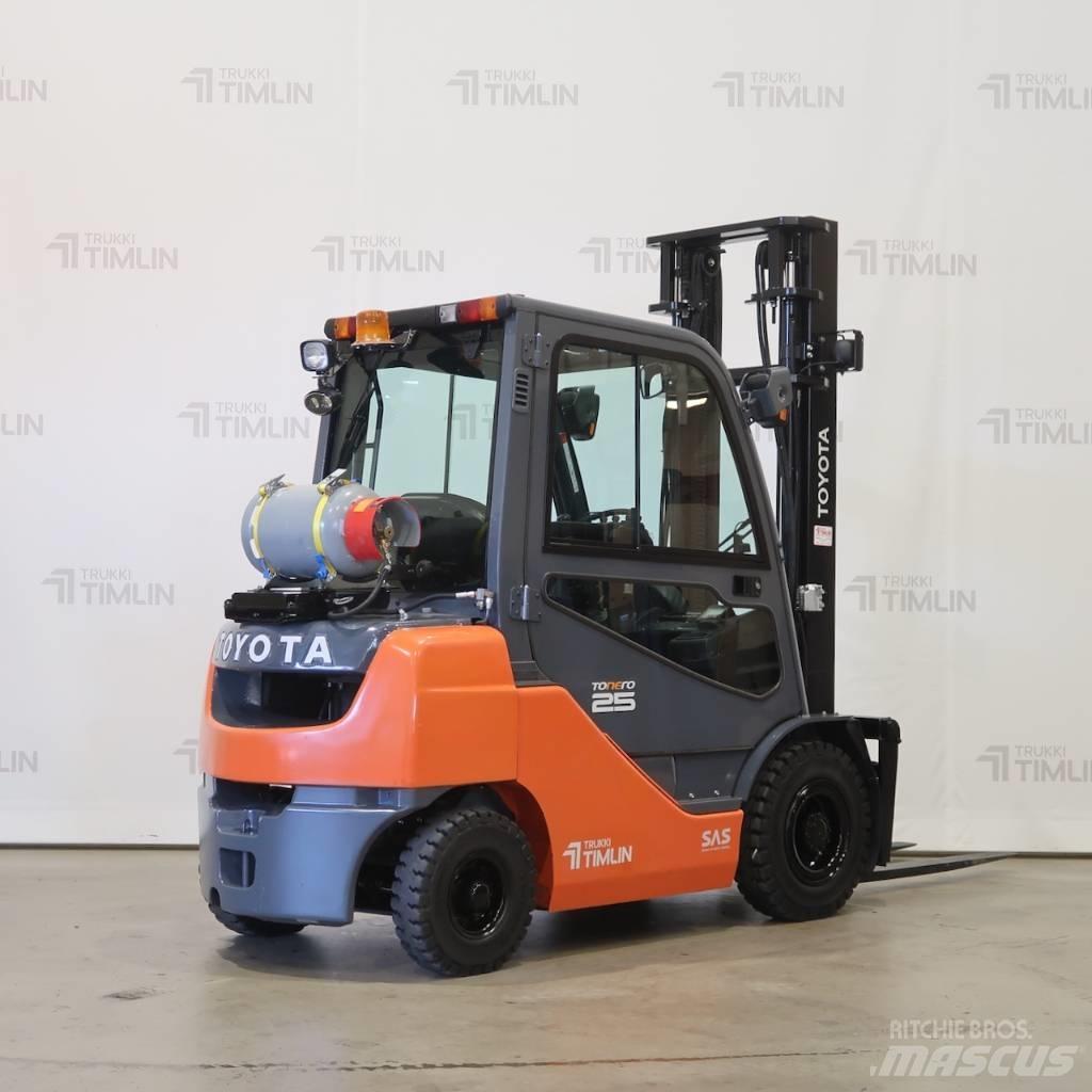 Toyota 02-8FGF25 Газові навантажувачі