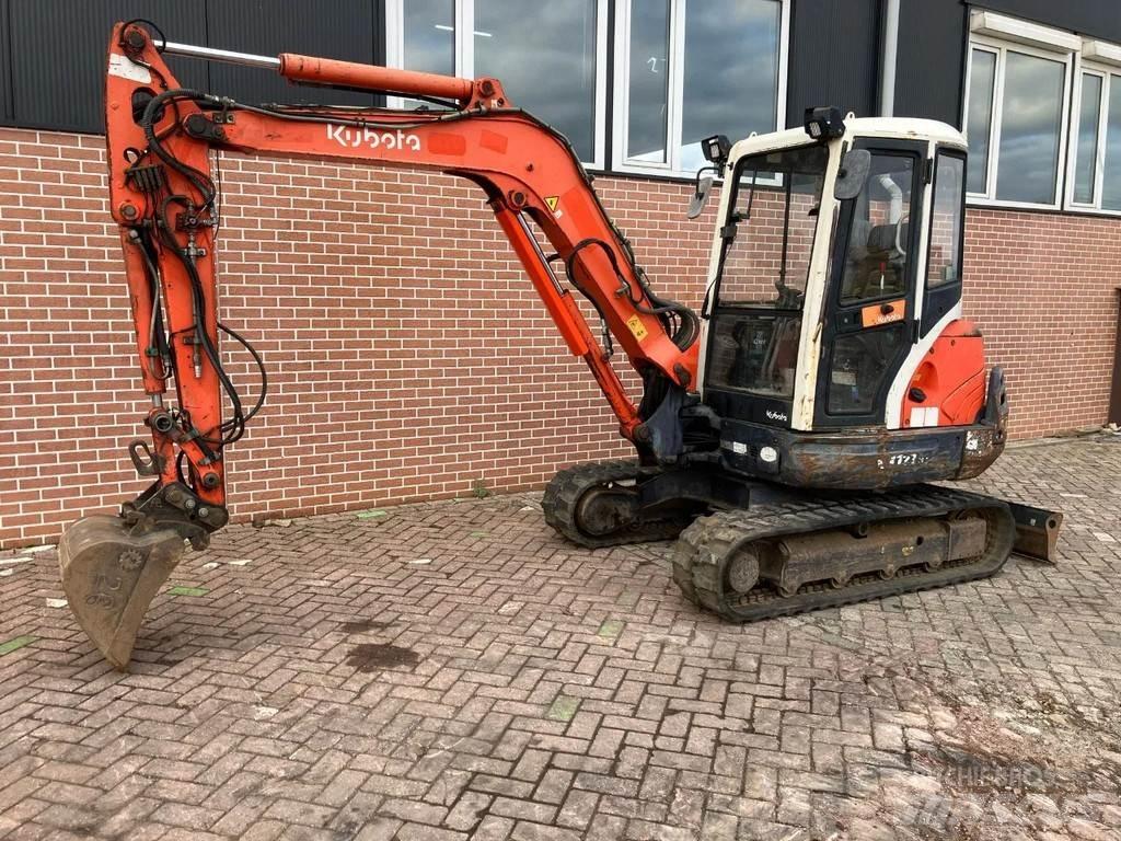 Kubota KX121-3a Міні-екскаватори < 7т