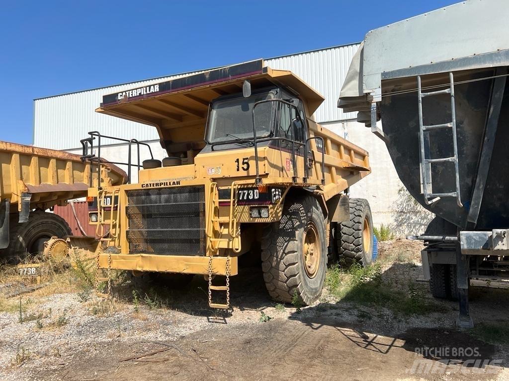 CAT 773 D Кар`єрні самоскиди