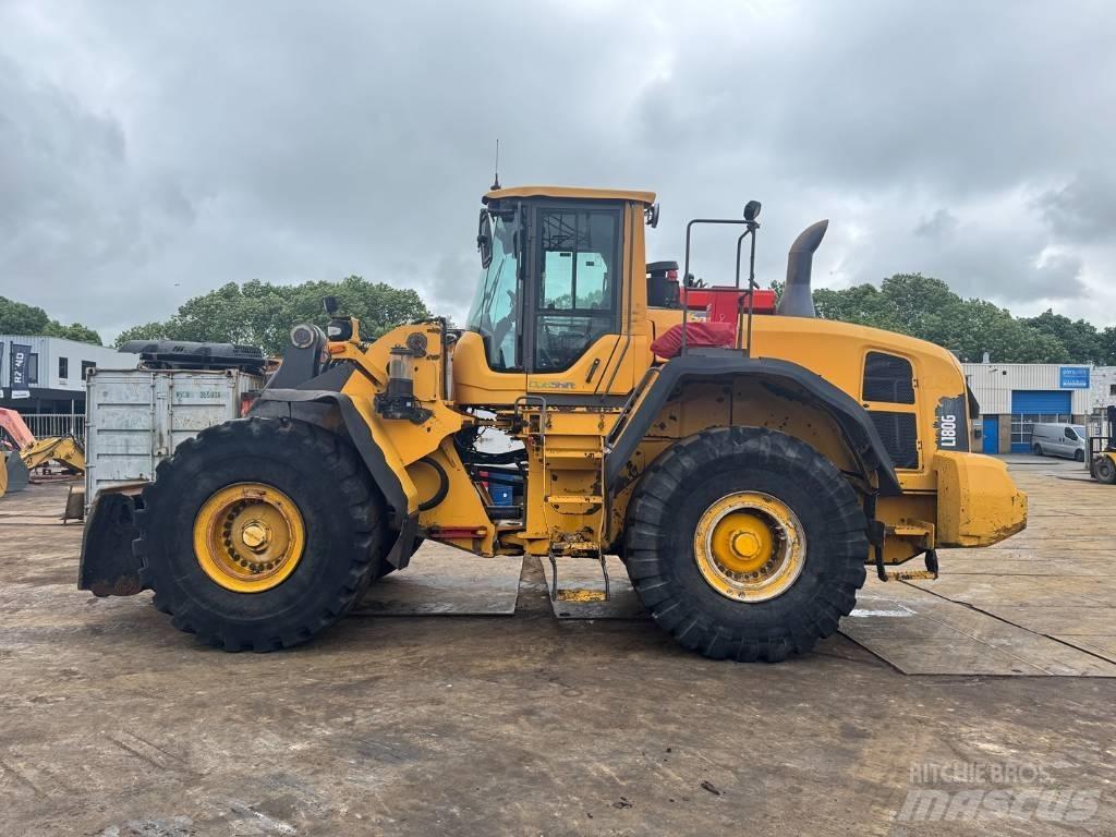 Volvo L 180 G Фронтальні навантажувачі