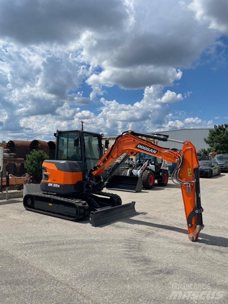 Doosan DX55r Міні-екскаватори < 7т