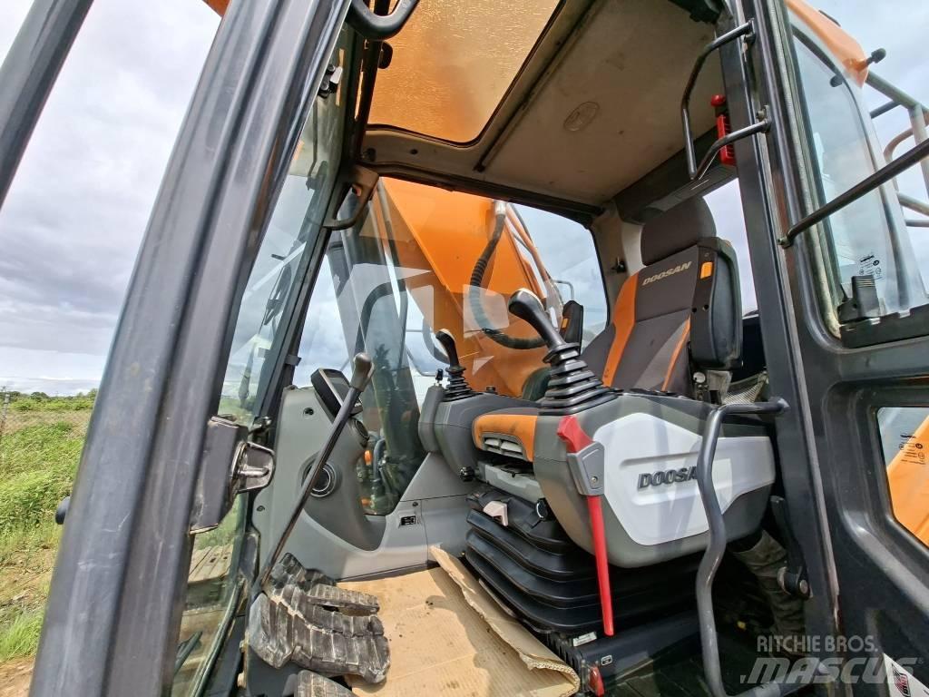 Doosan DX 300 LC-5 Гусеничні екскаватори