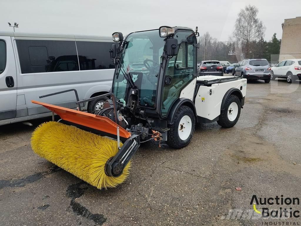 Multihog CX75 Підмітальні машини