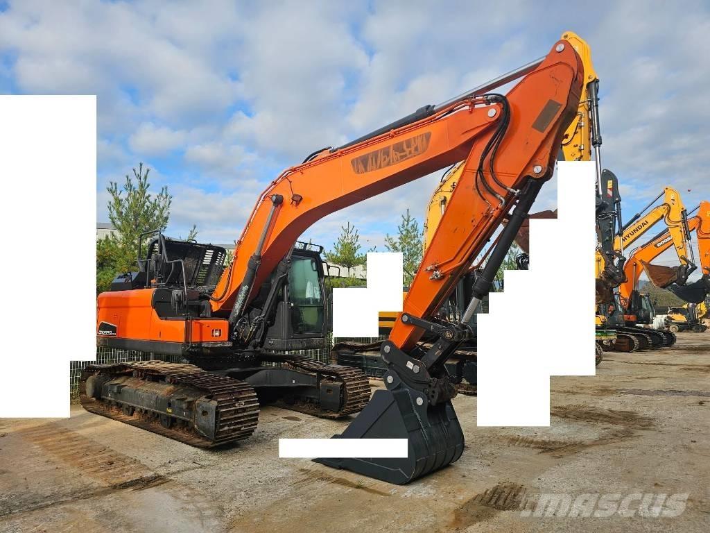 Doosan DX 220LC-5 Середні екскаватори 7т. - 12т.