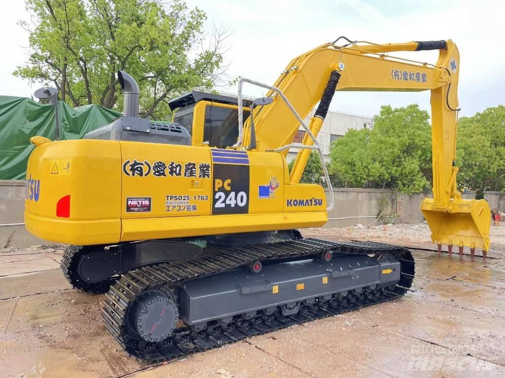 Komatsu PC 240LC-8 Гусеничні екскаватори