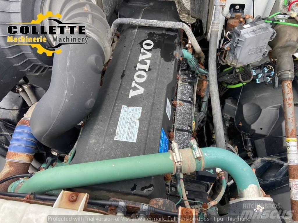 Volvo D13 Вантажівки-платформи/бокове розвантаження
