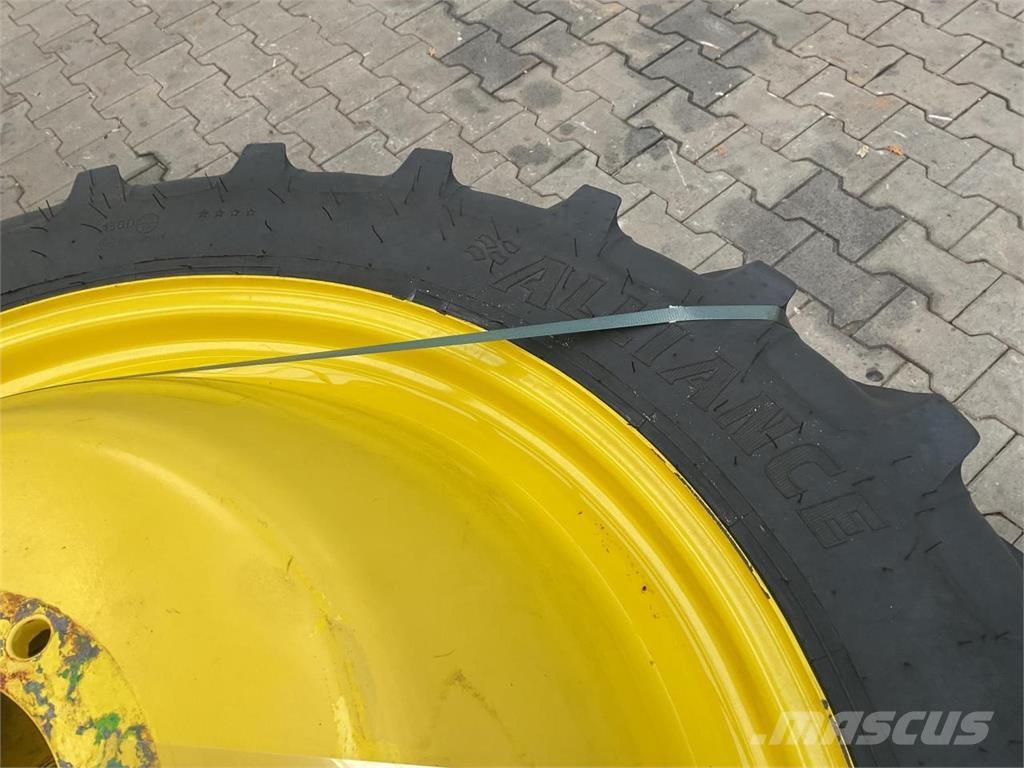 Alliance 270/95R36 Колеса